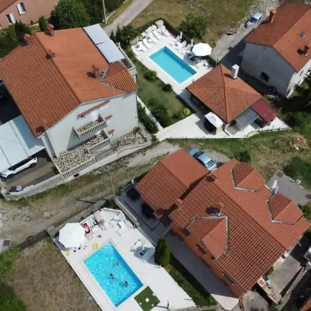 Apartment Ljubas