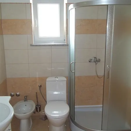 Apartment Ljubas