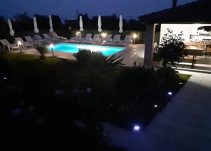 Ljubas Apartamento *