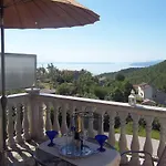 Ljubas Апартаменты *